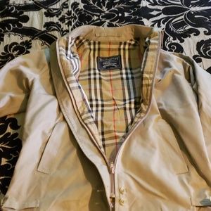 Authentic vintage Burberry jacket small